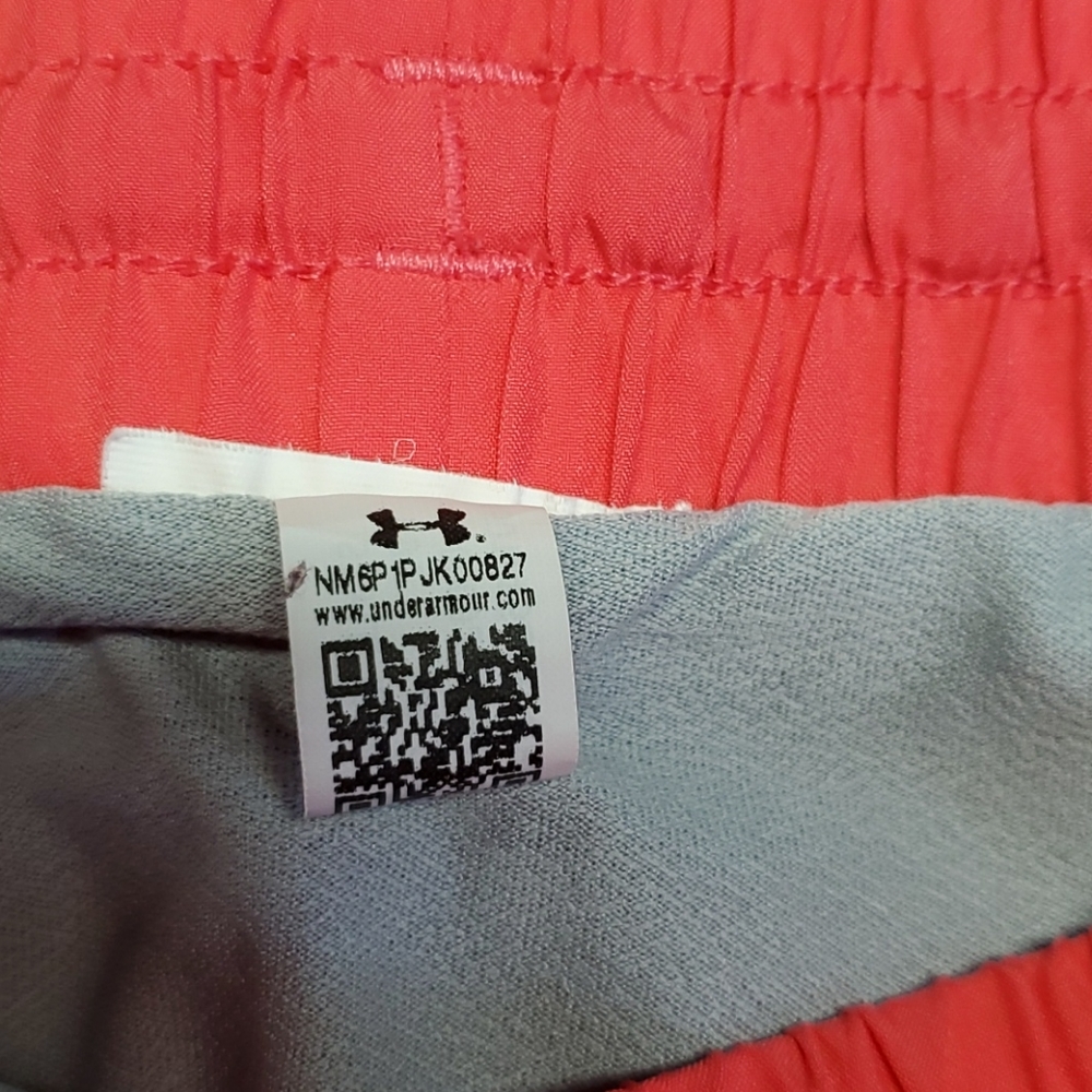 Shorts - Picture 2 of 2